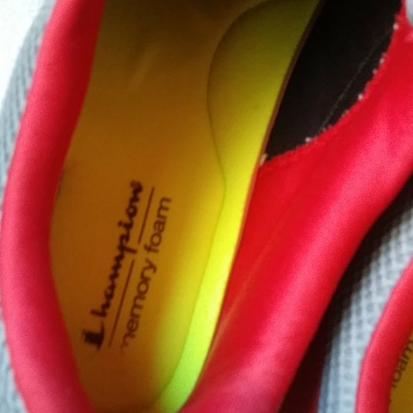 CHAMPION - Picture 4 of 6